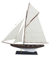 Модель гоночной яхты "Волна", 70х72,5 см.