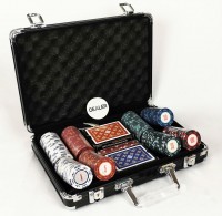 Эксклюзивный набор для покера на 200 фишек "Casino Royale 200"