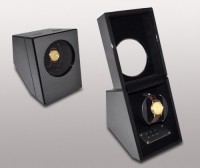 Шкатулка для часов с автоподзаводом Watchwinder "Carbon"