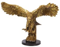 Скульптура  "Орел на охоте"