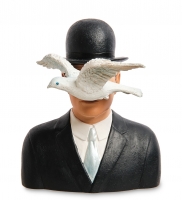 pr-MAG04 Статуэтка (The Man with the Bowler hat.Parastone) (Museum Parastone)