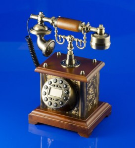 Телефон в стиле ретро 30-40 годов 