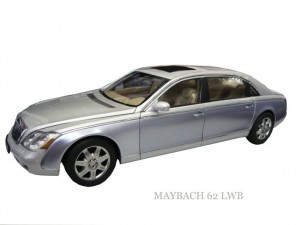 MAYBACH 62 LWB   (NAYARIT SILVER)
