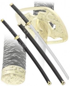 Декоративный набор самурайских мечей 