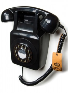 Настенный телефон в стиле ретро GPO 746 Wall Black