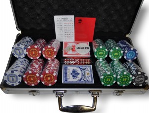 Набор для покера на 300 фишек 